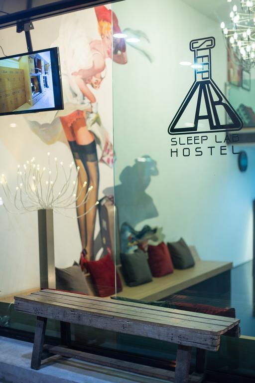 Sleeplab Hostel Bangkok Exteriör bild
