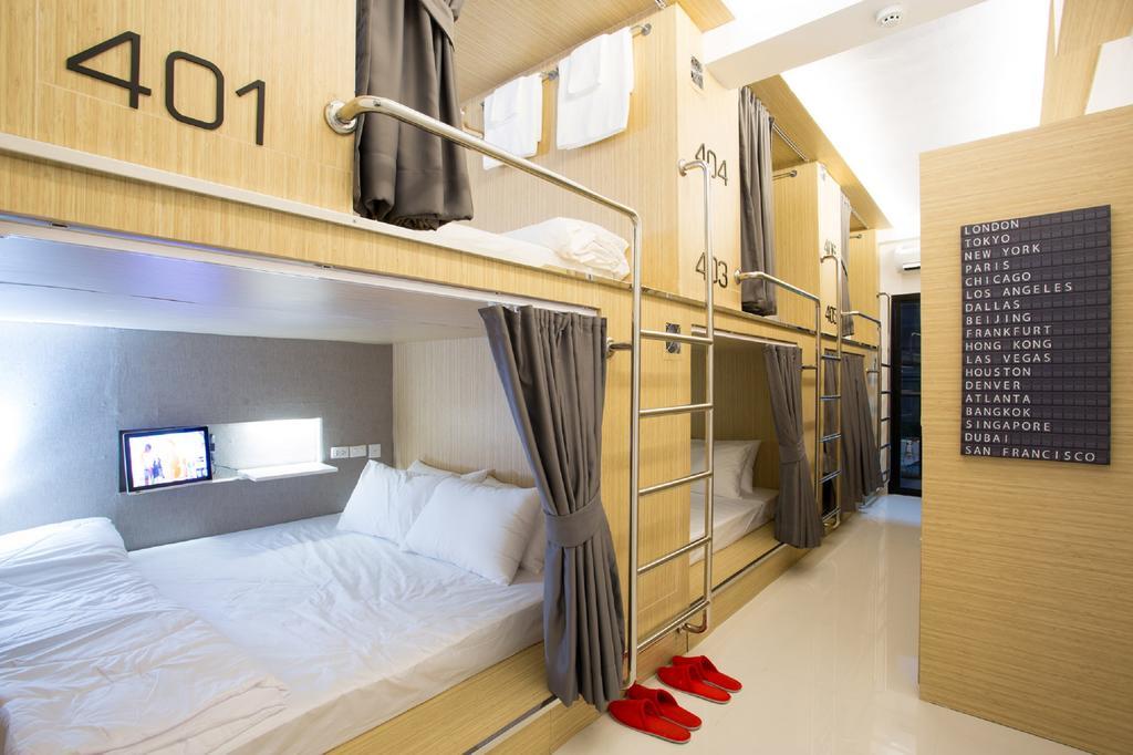 Sleeplab Hostel Bangkok Exteriör bild