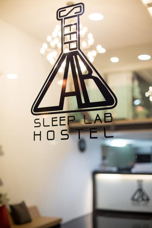 Sleeplab Hostel Bangkok Exteriör bild